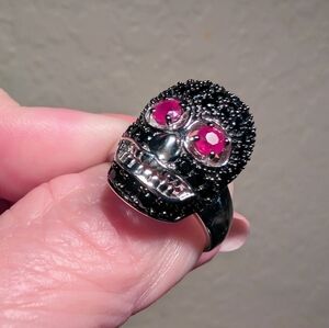 Ruby Skull Ring